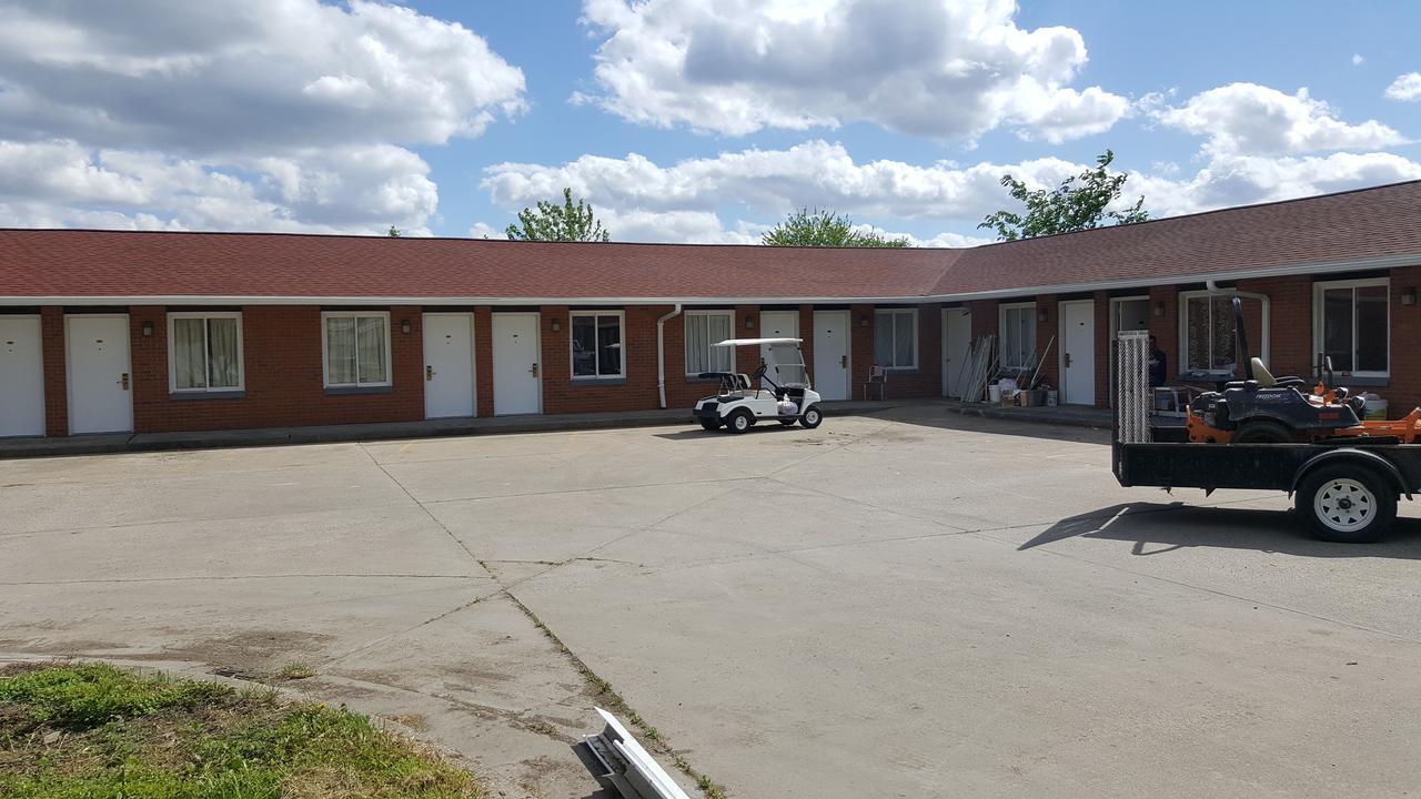 Budget Inn - Keokuk ภายนอก รูปภาพ